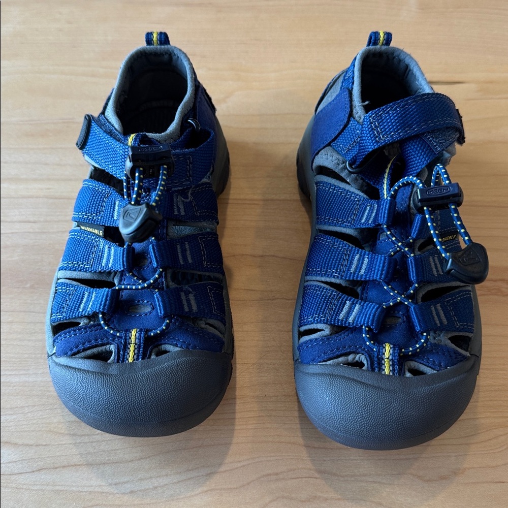 Keen Newport H2 Waterproof Sandals size 13 | Kids Beach and Water Shoes 13